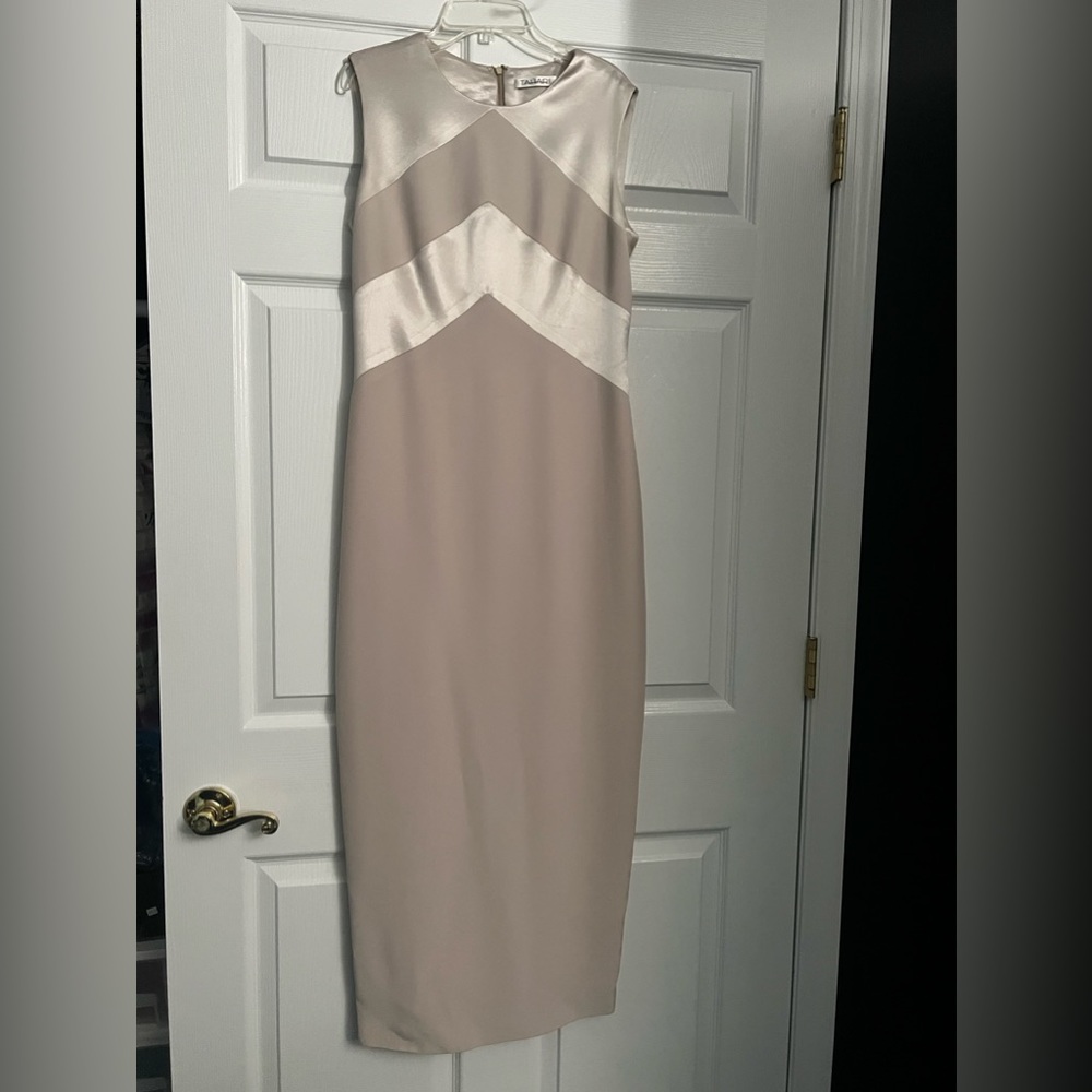 Tahari Sleeveless Dress